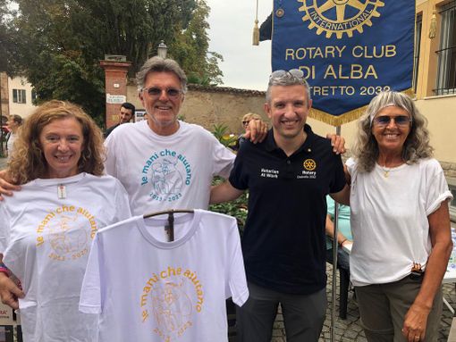 Alba aiuta una scuola infermieri del Kenya con la camminata che ricorda il primario Camera Alba aiuta una scuola infermieri del Kenya con la camminata che ricorda il primario Camera