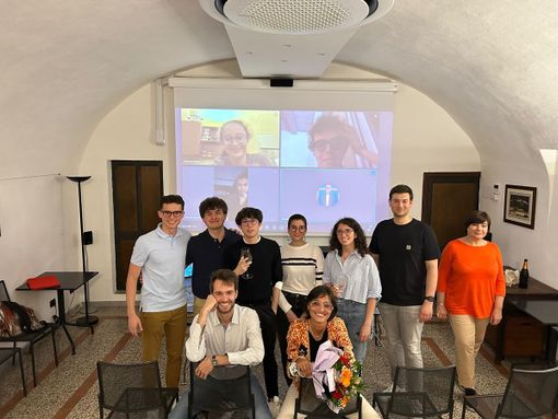 Il gruppo di Mondovì in Grande insieme alla compianta Angela Figone