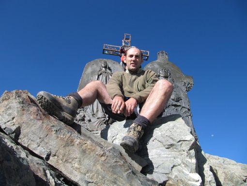 A Bra i funerali del 57enne investito mentre faceva jogging in strada Cà del Bosco A Bra i funerali del 57enne investito mentre faceva jogging in strada Cà del Bosco