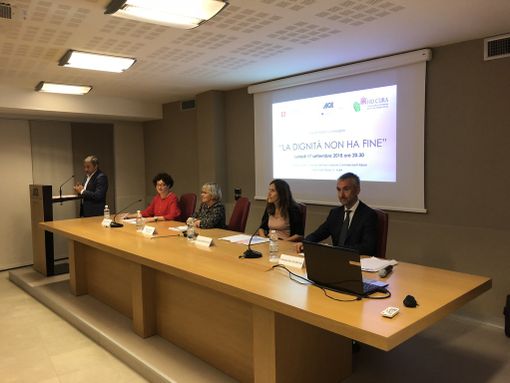 Il tavolo dei relatori