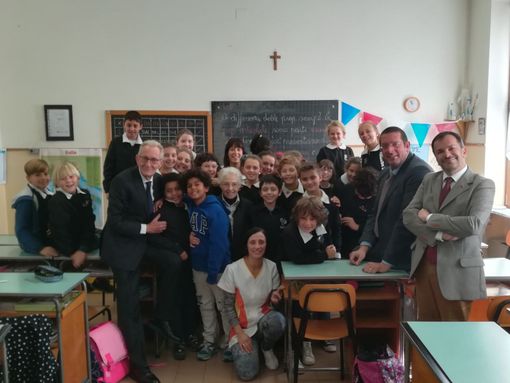 Educazione finanziaria: un successo la lectio di Beppe Ghisolfi agli alunni delle Domenicane