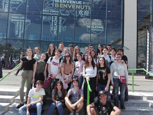 Saluzzo: un successo la visita degli alunni del "Bodoni" al Salone del Libro
