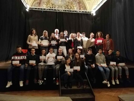 Consegnate a Fossano le borse di studio Grapputo e Favole Consegnate a Fossano le borse di studio Grapputo e Favole