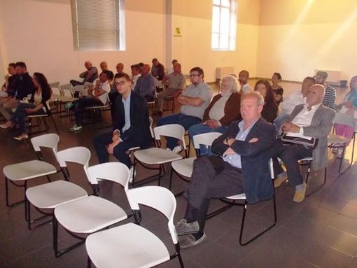 Crisi Economica: ieri pomeriggio si è parlato della situazione braidese Crisi Economica: ieri pomeriggio si è parlato della situazione braidese