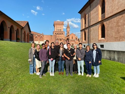 La delegazione di studenti a Bra La delegazione di studenti a Bra