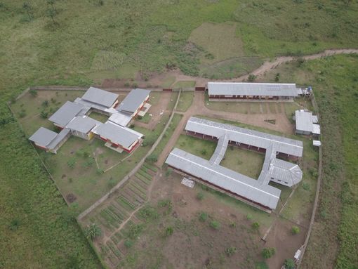 Una veduta aerea della Casa per la Pace in Congo Una veduta aerea della Casa per la Pace in Congo