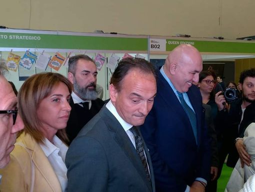 Da sinistra a destra: Elena Chiorino, Alberto Cirio, Guido Crosetto