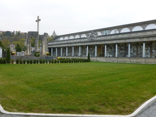 Il cimitero di Cuneo