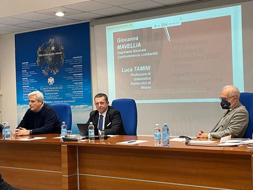 Confcommercio non ha dubbi: "La rigenerazione urbana è opportunità per costruire la Città del Futuro" Confcommercio non ha dubbi: "La rigenerazione urbana è opportunità per costruire la Città del Futuro"