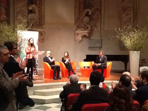 Sala San Giovanni e sala Vinaj gremite per l’incontro con il ministro Maria Elena Boschi. Presenti i vertici del PD locale e amministratori del territorio