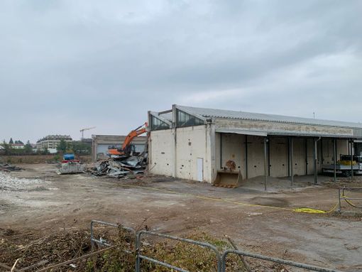 Cuneo, demolizioni nell'area ex Enel. Sturlese: "La proprietà è partita presentando una CILA. Possibile?" Cuneo, demolizioni nell'area ex Enel. Sturlese: "La proprietà è partita presentando una CILA. Possibile?"