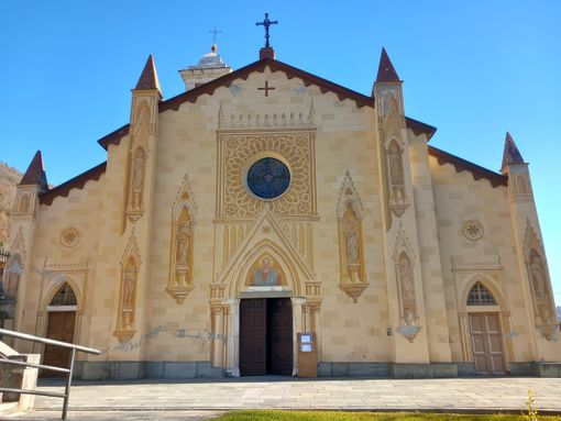 Frassino: emigrato in Francia, ha lasciato 700mila euro per il restauro della chiesa parrocchiale