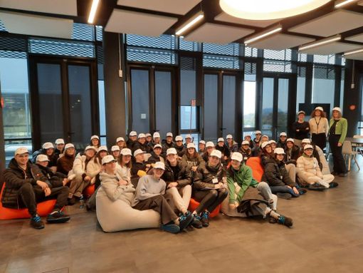 Il “Bonelli” in visita aziendale all’ ITT di Barge Il “Bonelli” in visita aziendale all’ ITT di Barge