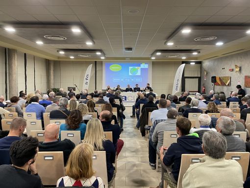 Ampia partecipazione a Cherasco per l'assemblea annuale degli autotrasportatori [FOTO E VIDEO]
