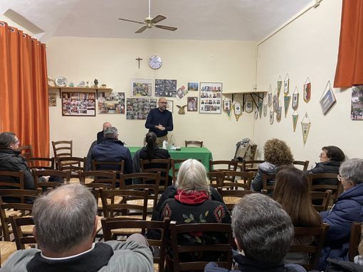 Lavori sospesi a Mondovì per installazione di un palo per telecomunicazioni, il sindaco: "Al momento rimane in vigore l'ordinanza"