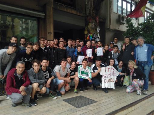 Cuneo: l'ITIS "Delpozzo"... attera in Sicilia Cuneo: l'ITIS "Delpozzo"... attera in Sicilia