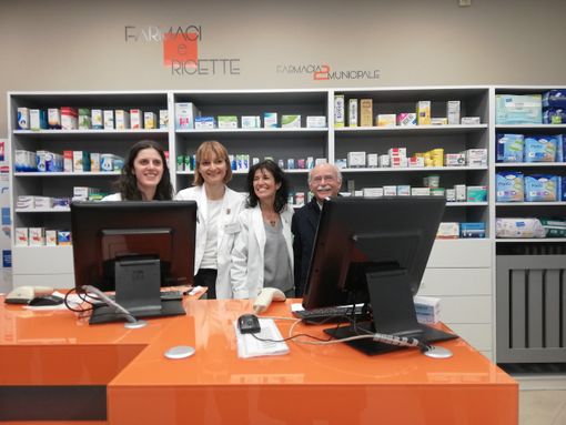 Nuovo look per la Farmacia Municipale N° 2 di Fossano Nuovo look per la Farmacia Municipale N° 2 di Fossano