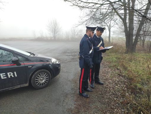I rilievi dei Carabinieri sul luogo dell'incidente