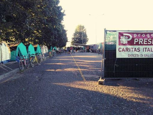 Il campo della Caritas allestito al Foro Boario