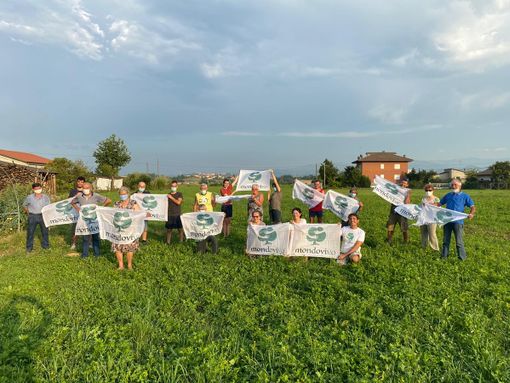 Il comitato MondoVivo raccoglie più di mille firme per la tutela del territorio monregalese