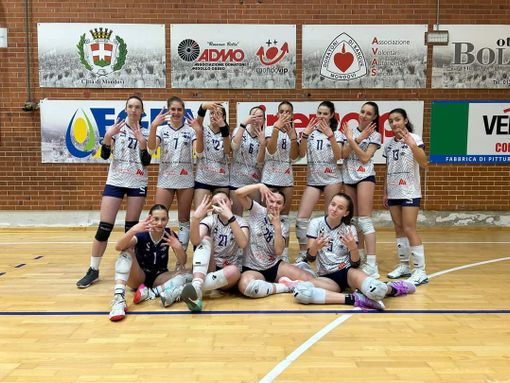 La mon.Vi Bam Rossa under 14 (foto Lpm Pallavolo Mondovì) La mon.Vi Bam Rossa under 14 (foto Lpm Pallavolo Mondovì)