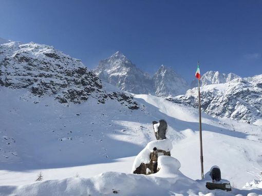Il Monviso visto da Pian della Regina Il Monviso visto da Pian della Regina