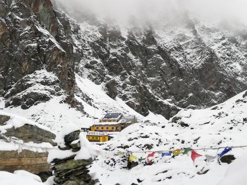 Le immagini scattate ieri pomeriggio (lunedì) al Rifugio Vitale Giacoletti