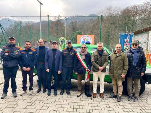 Consegnato un nuovo mezzo pick-up al gruppo Aib di Martiniana Po