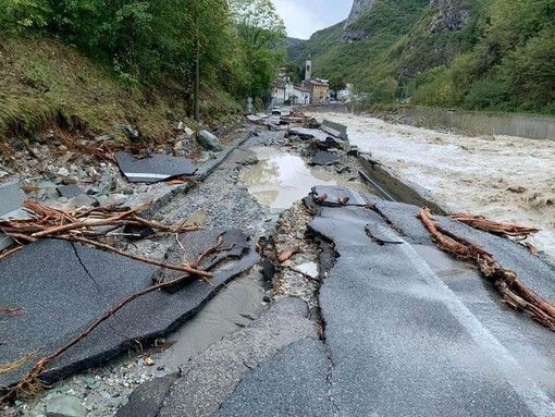 Ormea gravemente ferita dall'alluvione, il sindaco Ferraris: "Ci vorrà tempo, ma ci rialzeremo" Ormea gravemente ferita dall'alluvione, il sindaco Ferraris: "Ci vorrà tempo, ma ci rialzeremo"