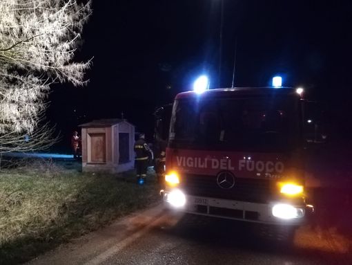 Incidente a Neive, scontro frontale tra due vetture: feriti i conducenti, grave una ragazza di 27 anni