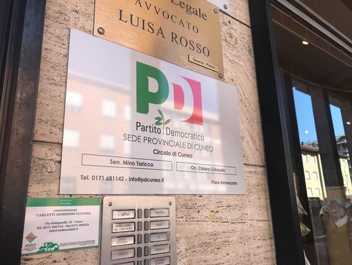 La sede del PD di Cuneo