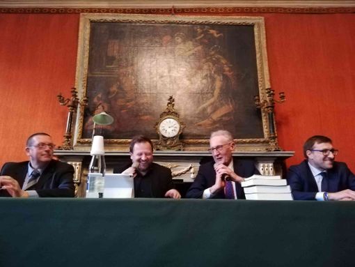 Ghisolfi fa il pienone: sala Rossa gremita per la presentazione di “Le fondazioni bancarie”