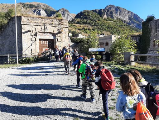 Con “Trasportati nella storia” 3mila ragazzi raggiungono gratis in bus il Forte di Vinadio Con “Trasportati nella storia” 3mila ragazzi raggiungono gratis in bus il Forte di Vinadio
