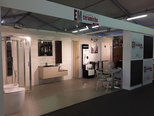 L'innovazione sulle cabine doccia, sanitari, mobili da bagno, rubinetteria