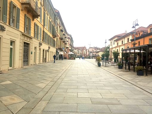 Corso Italia a Saluzzo Corso Italia a Saluzzo