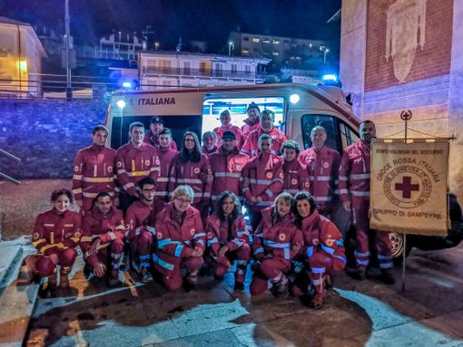 L'inaugurazione della nuova ambulanza L'inaugurazione della nuova ambulanza