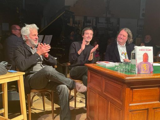 Serralunga d'Alba: in Fondazione Mirafiore Stefano Senardi e il suo "La musica è un lampo" [VIDEO]