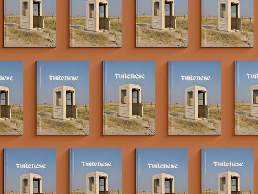 La copertina del secondo numero di 'Turchese' La copertina del secondo numero di 'Turchese'