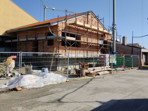 Il cantiere mensa del plesso scolastico di Vaccheria