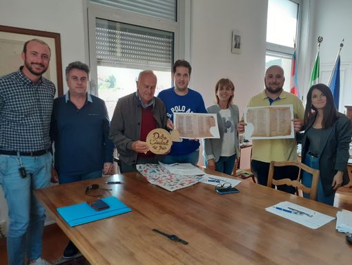 I giovani argentini in visita presso il Comune