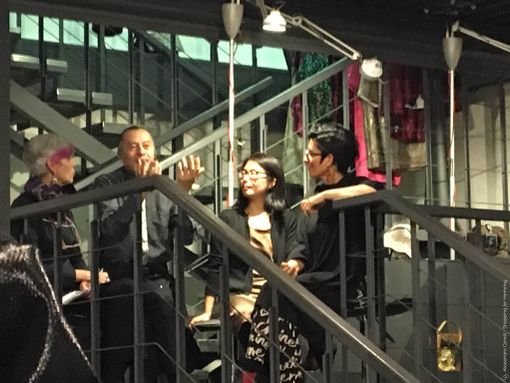 Un sarto o uno stilista? Walter Dang certamente è entrambi e molto di più Un sarto o uno stilista? Walter Dang certamente è entrambi e molto di più