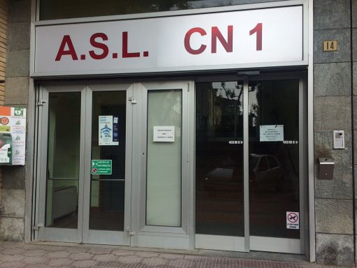 C'è il concorso per un posto da assistente amministrativo, l'Asl CN1 riduce l'attività di sportello