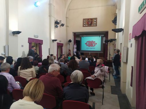 Un momento della premiazione a livello locale Un momento della premiazione a livello locale