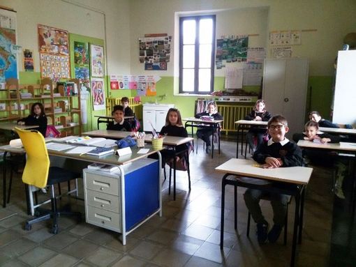 La classe di Cossano Belbo... al buio La classe di Cossano Belbo... al buio