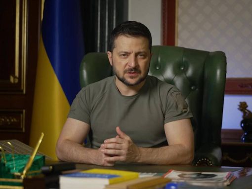 L’opposizione ucraina si fa sentire dopo la sconfitta di Bakhmut L’opposizione ucraina si fa sentire dopo la sconfitta di Bakhmut
