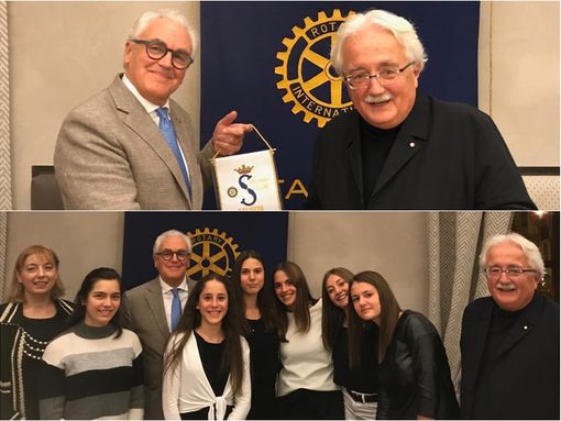Conviviale Rotary Saluzzo, il presidente Luigi Musacchio e l'architetto Giann Arnaudo . Nella fotto in basso: le giovanissime del Rotarac Saluzzo, Alessandra Tugnoli, Luigi Musacchio e Gianni Arnaudo Conviviale Rotary Saluzzo, il presidente Luigi Musacchio e l'architetto Giann Arnaudo . Nella fotto in basso: le giovanissime del Rotarac Saluzzo, Alessandra Tugnoli, Luigi Musacchio e Gianni Arnaudo