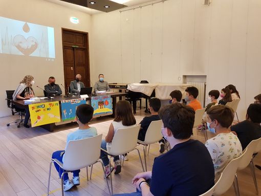 Scuole premiate all’annuale assemblea della Fidas Monregalese Scuole premiate all’annuale assemblea della Fidas Monregalese