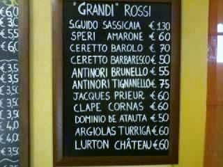 Una delle lavagne dei vini presso Il Capriccio