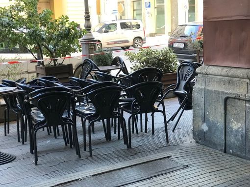 La rabbia di un barista del Cebano: "Devo pagare 407 euro di canone Rai perché ho un locale pubblico, dove nessuno può entrare"