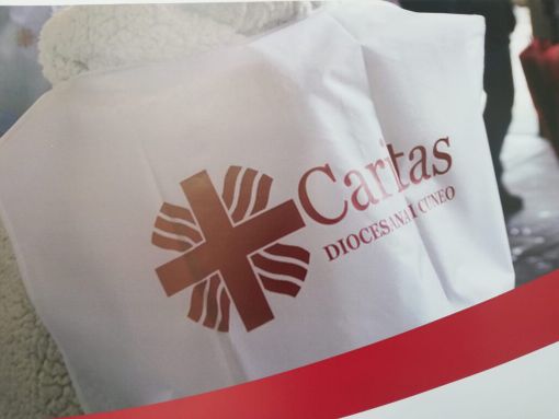 Cuneo e le nuove povertà: i giovani utenti stranieri della Caritas più scolarizzati e 'studiosi' di quelli italiani Cuneo e le nuove povertà: i giovani utenti stranieri della Caritas più scolarizzati e 'studiosi' di quelli italiani